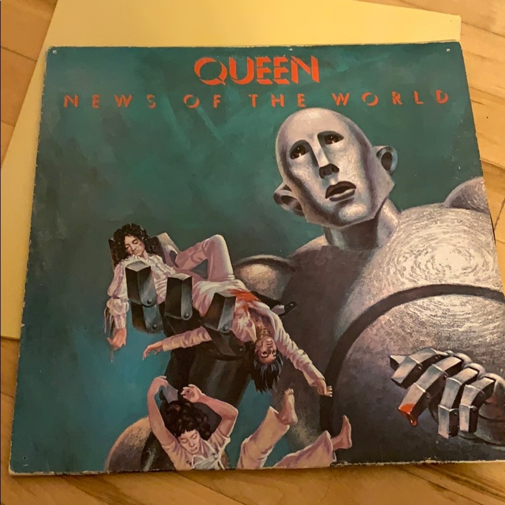 “NEWS OF THE WORLD” QUEEN vinyl